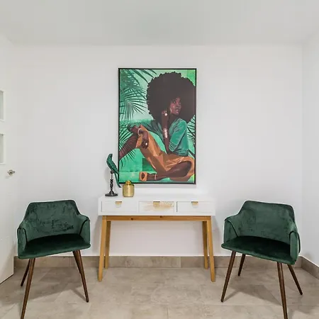Apartamento Modern Steps From The Torrox